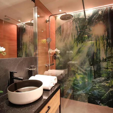 Sea View Moss Vip Апартаменты