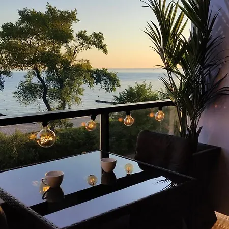 Lägenhet Sea View Moss Vip