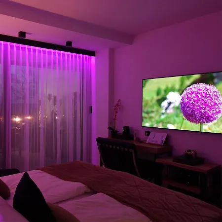 Sea View Moss Vip Апартаменты *