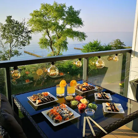 Apartment Sea View Moss Vip