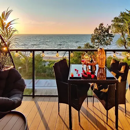 Sea View Moss Vip Апартаменты *